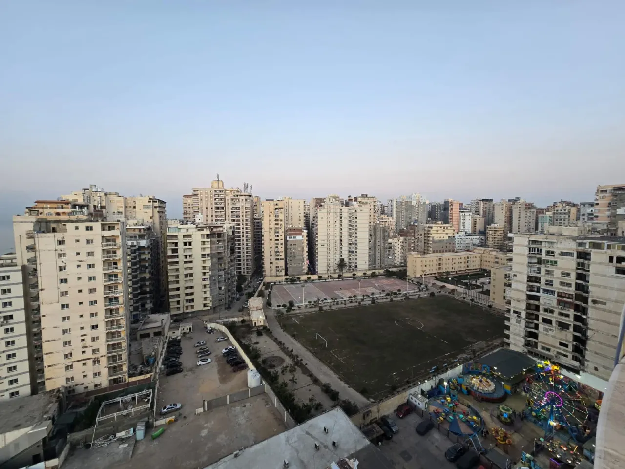 شقه مميزة للبيع بعصافرة بحري ترى البحر بوضوح – شارع الوردة - Image 1