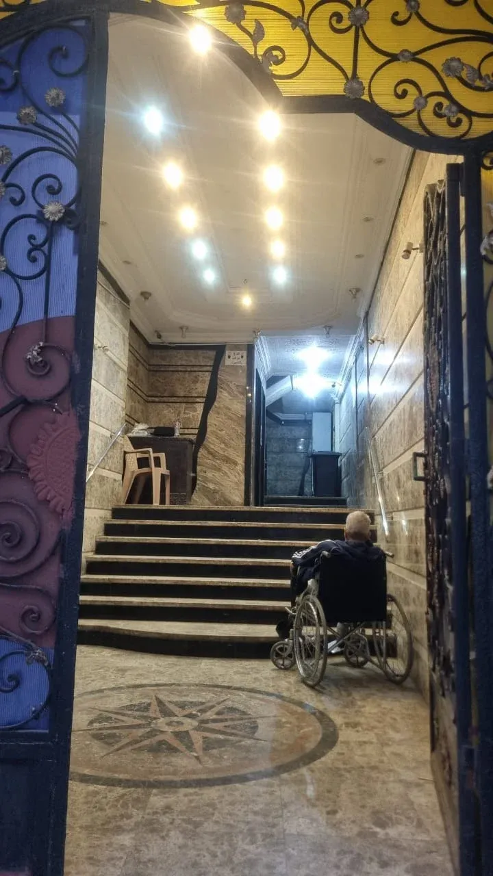 وحده للايجار تجاري في شارع الورة البيضاء  - Image 1