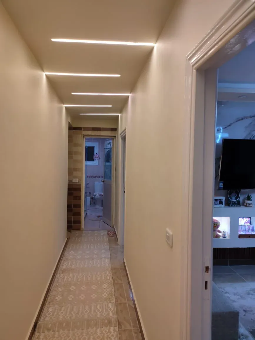 كود 201 شقة للبيع في المندرة قبلي – فرصة مميزة بسعر نهائي** - Image 1