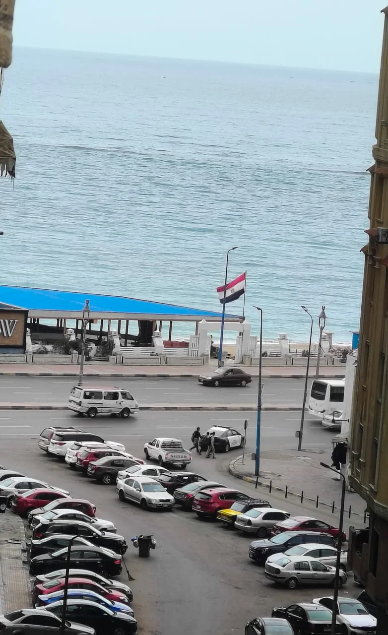 شقه فى دوران المندره شايفه كل حاجه ف الدنيا ممكن تتشاف - Image 1